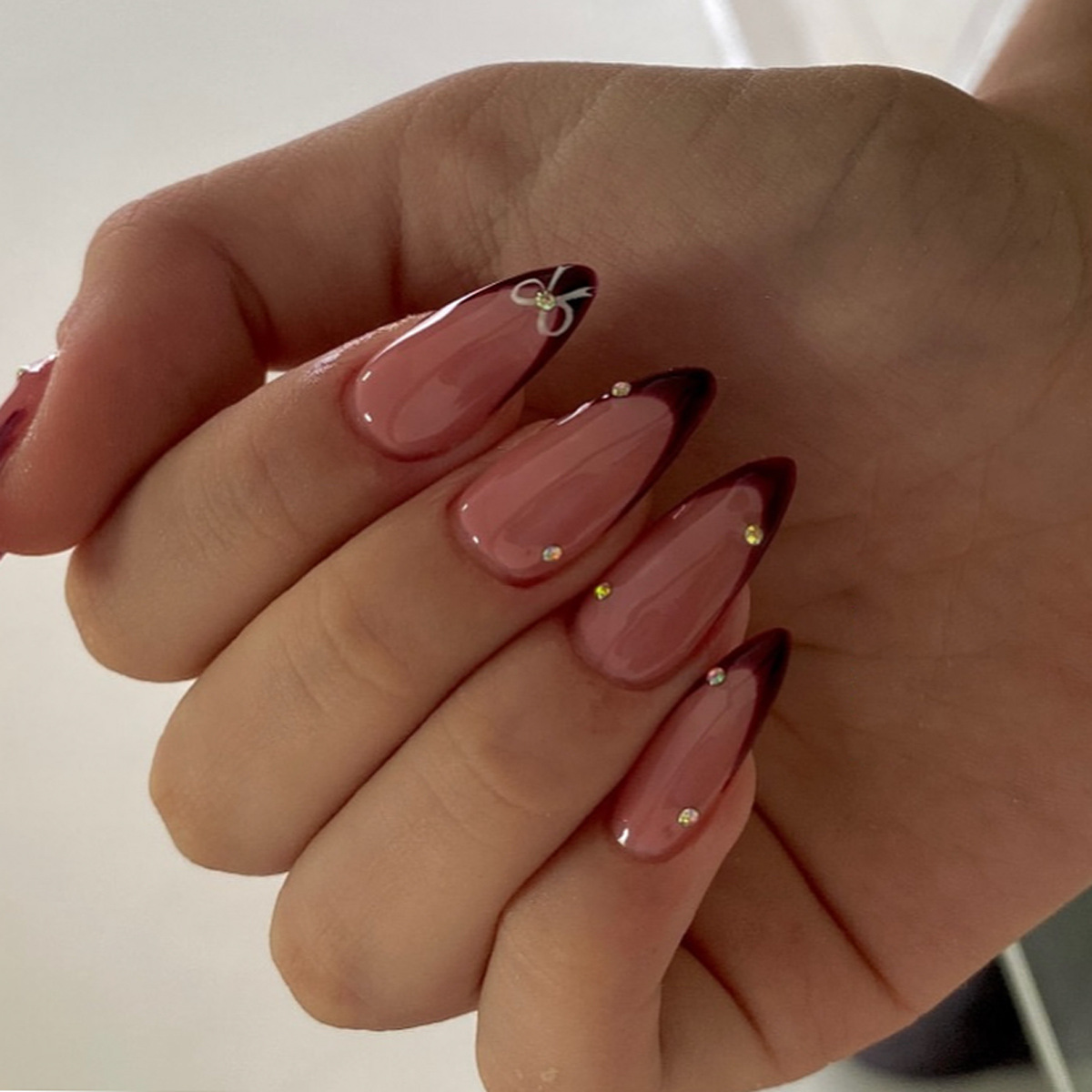 24 Pezzi di Unghie Finte Franc - Nail Art Simple recensione e prezzo
