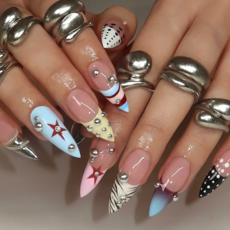 24 Pezzi Unghie Finte Lunghe S - Nail Art Zebra recensione e prezzo