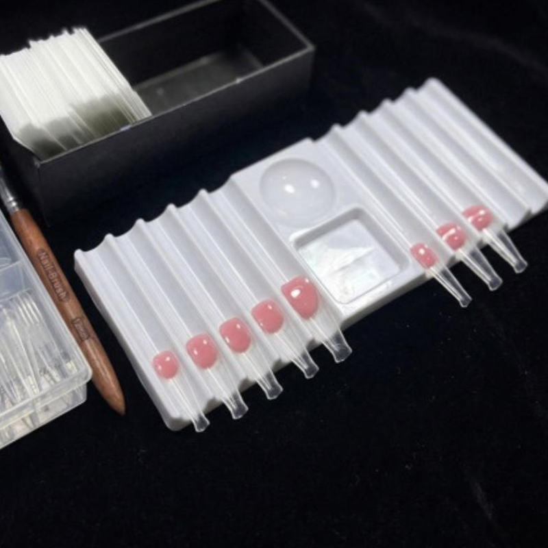Portapenne per Nail Art, Vasso - Nail Art Zone recensione e prezzo