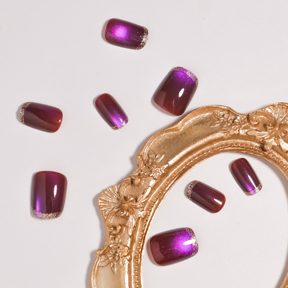 Unghie finte corte e quadrate  - Nail Art Full Cat Eye recensione e prezzo