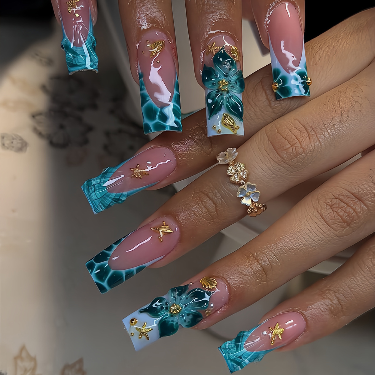 24 Pezzi Unghie Finte Blu Sfum - Nail Art Zebra recensione e prezzo