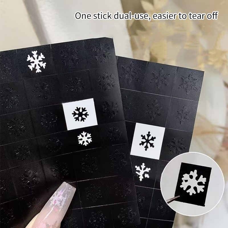 Z. 2 Fogli di Stencil per Nail - Nail Art Zone recensione e prezzo